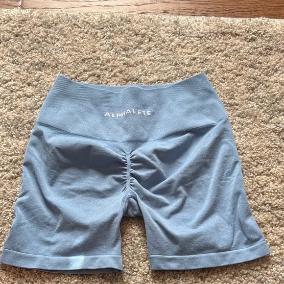 Alphalete Amplify 4.5 Washed Denim Shorts - Picture 1 of 4